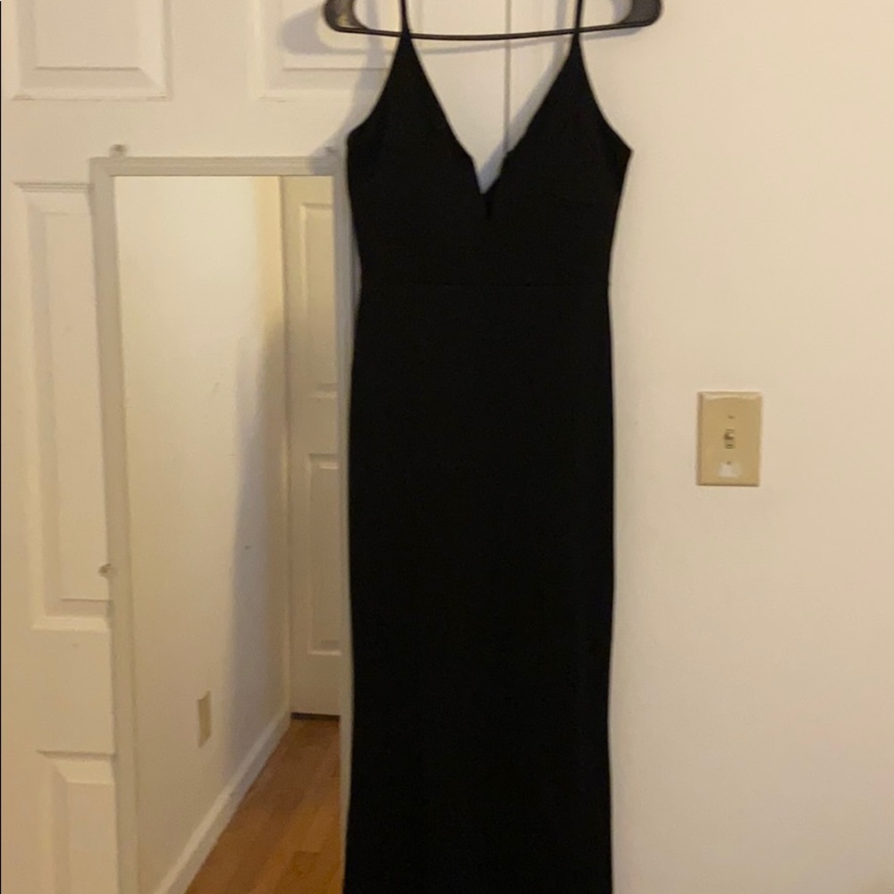 Prettylittlething black v neck maxi dress